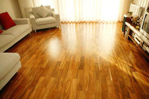 復(fù)合地板好還是實(shí)木地板好